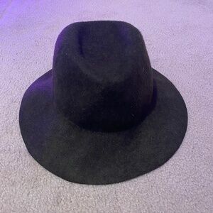 Club Monaco Hat